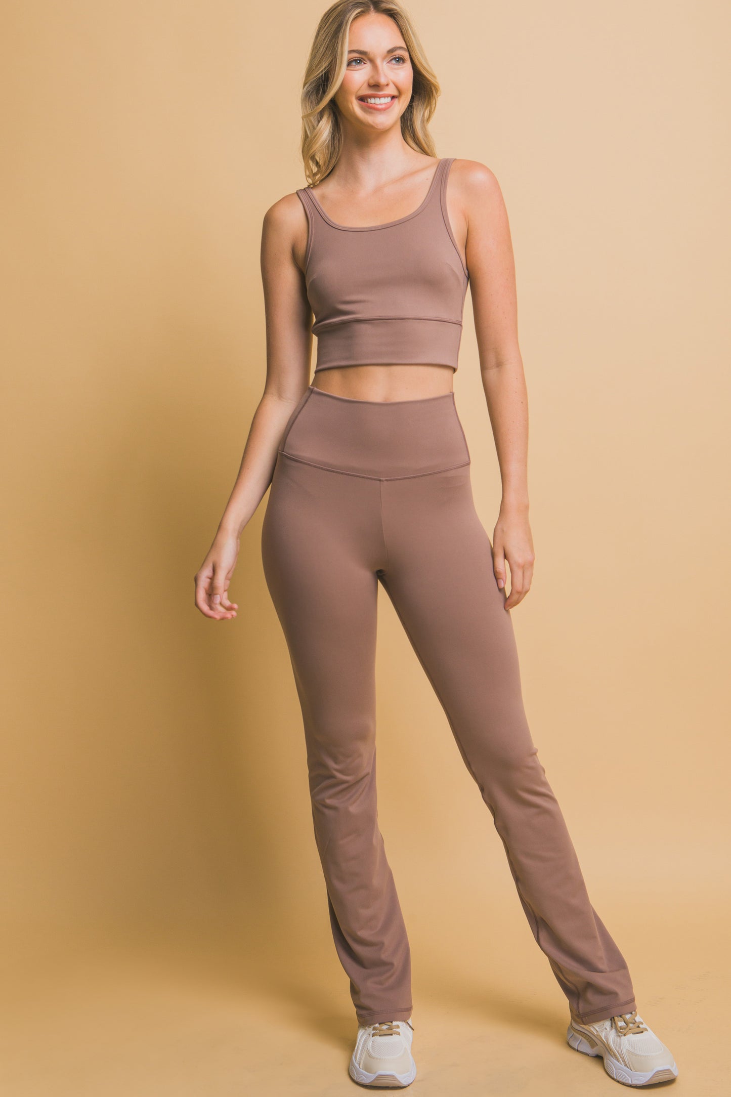 Blusa deportiva cuello redondo